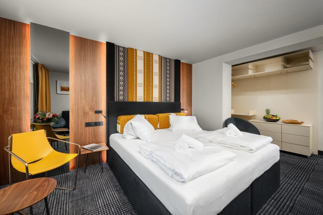 Hotel Premier- Adults Only Bedrichov  Bagian luar foto